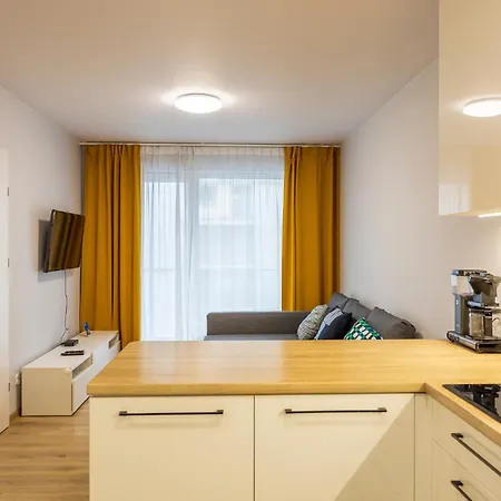 Baltycka 20 Surfingbird * Колобжег